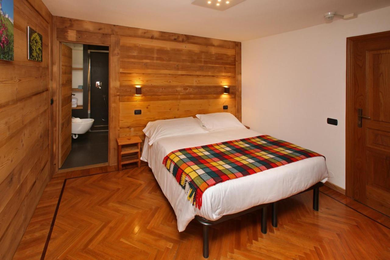 Hotel Biancaneve Oulx Zewnętrze zdjęcie